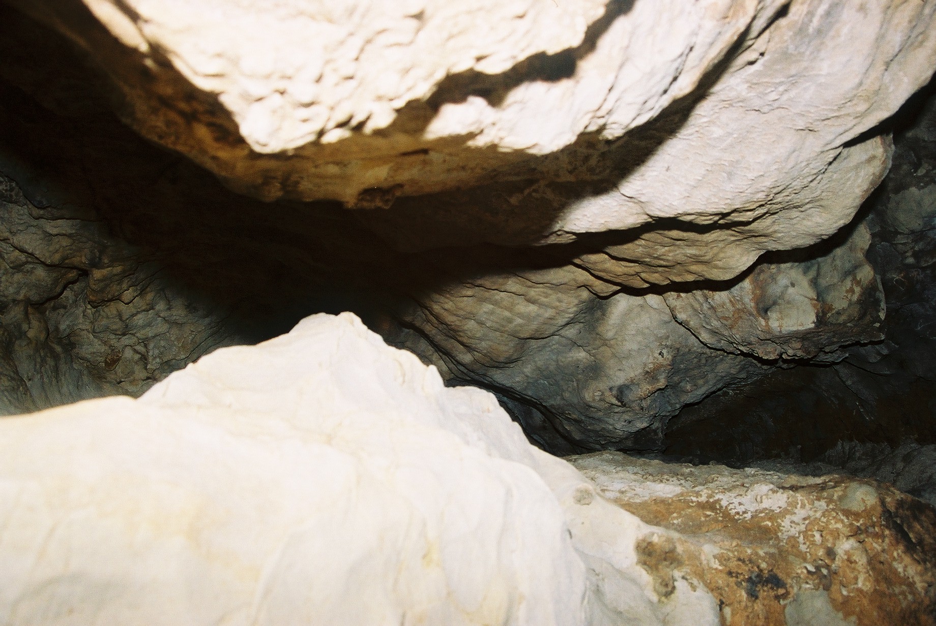 Minas y cuevas de Mochales
